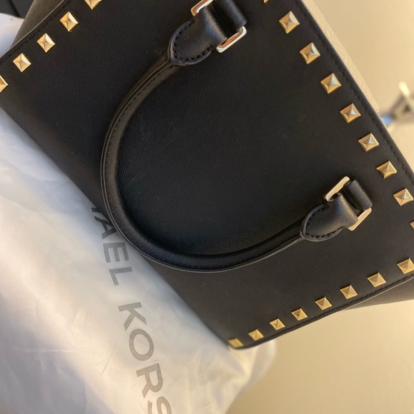 Michael Kors women’s purse - Picture 2 of 2